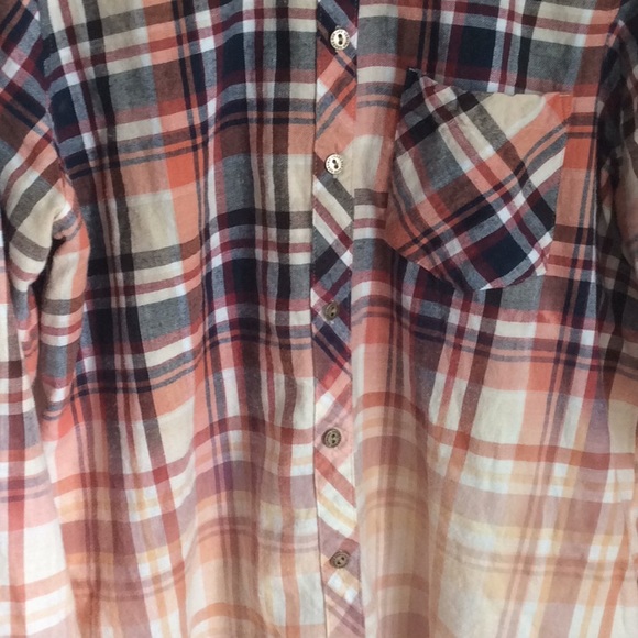 Distressed flannel - Picture 4 of 4